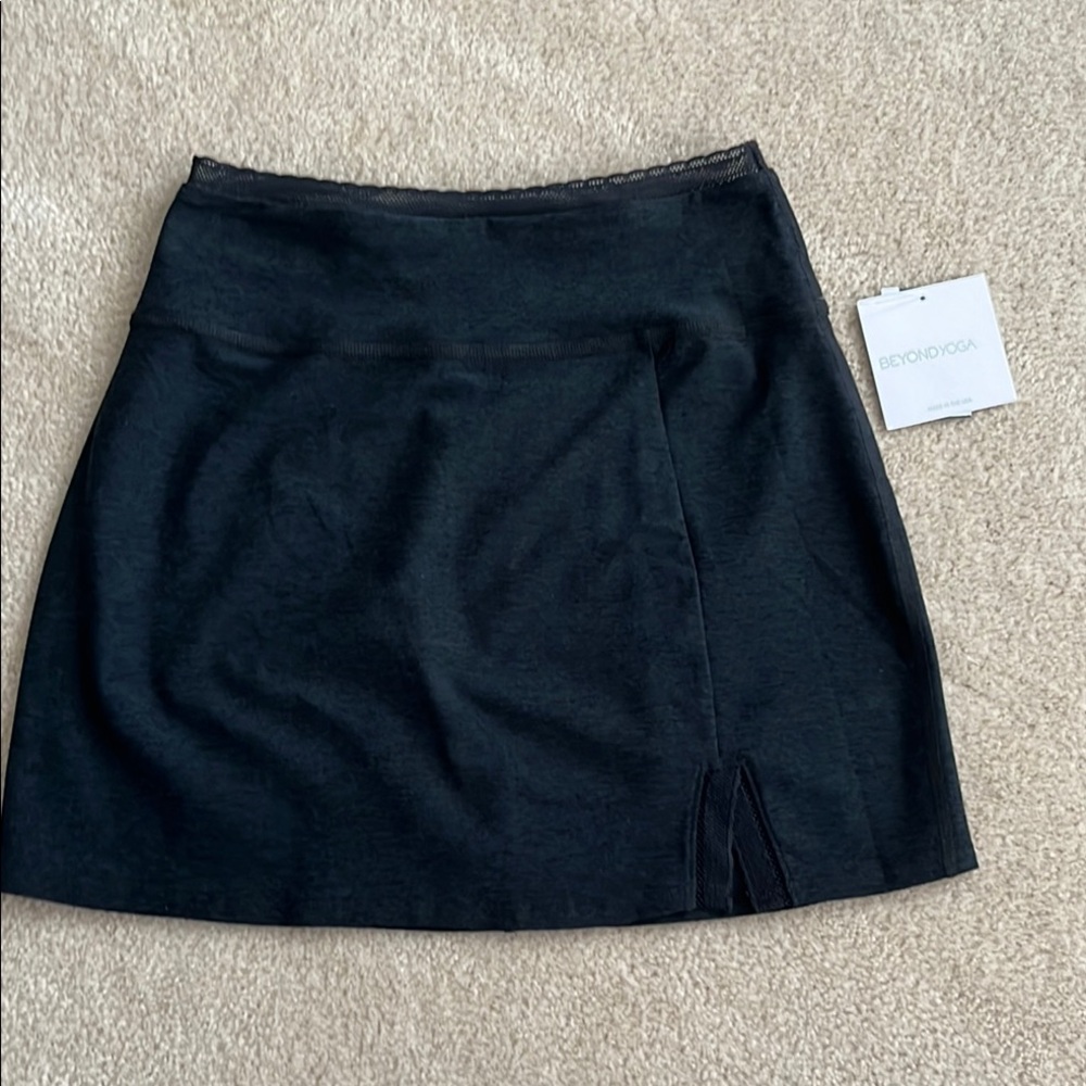 Beyond Yoga Black Mini Skirt